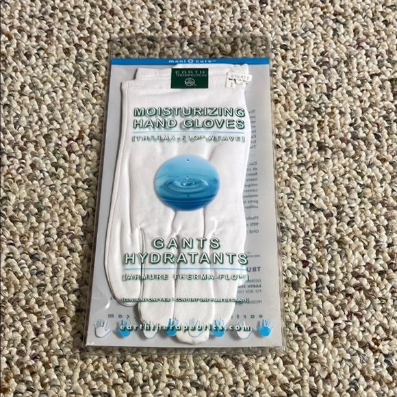 Earth Therapeutics Moisturizing Hand Gloves. Thermal Flo Weave. NWT - Picture 1 of 4